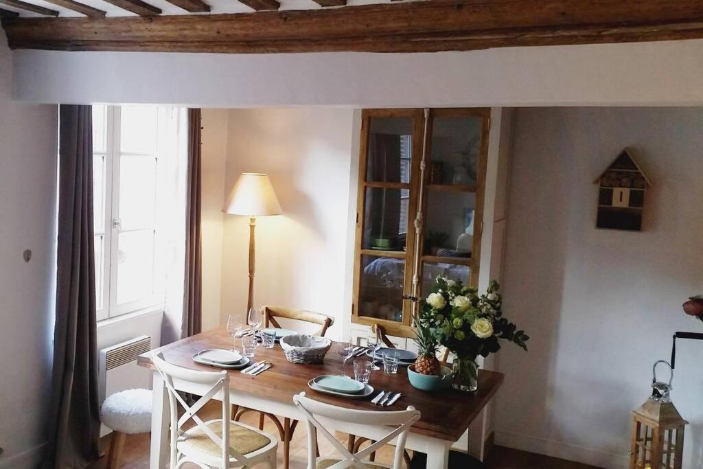 Une Pause Chez Julien, Appartement Lumineux Et Idealement Situe! Honfleur Luaran gambar